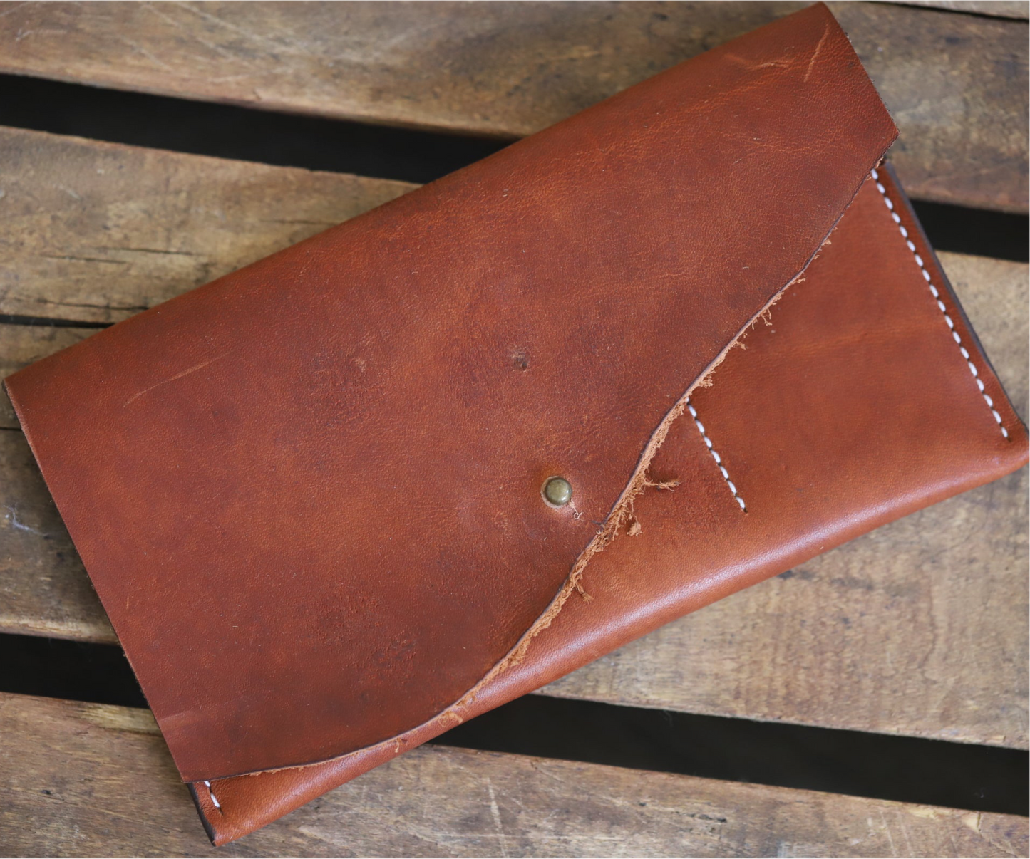 Raw Edge Essentials Clutch