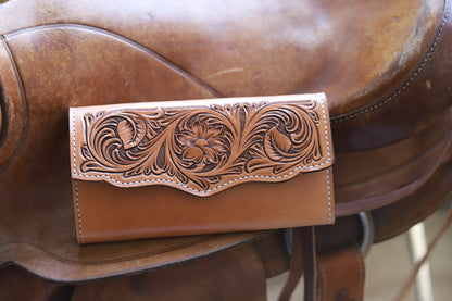 Light The Way-Tooled Clutch