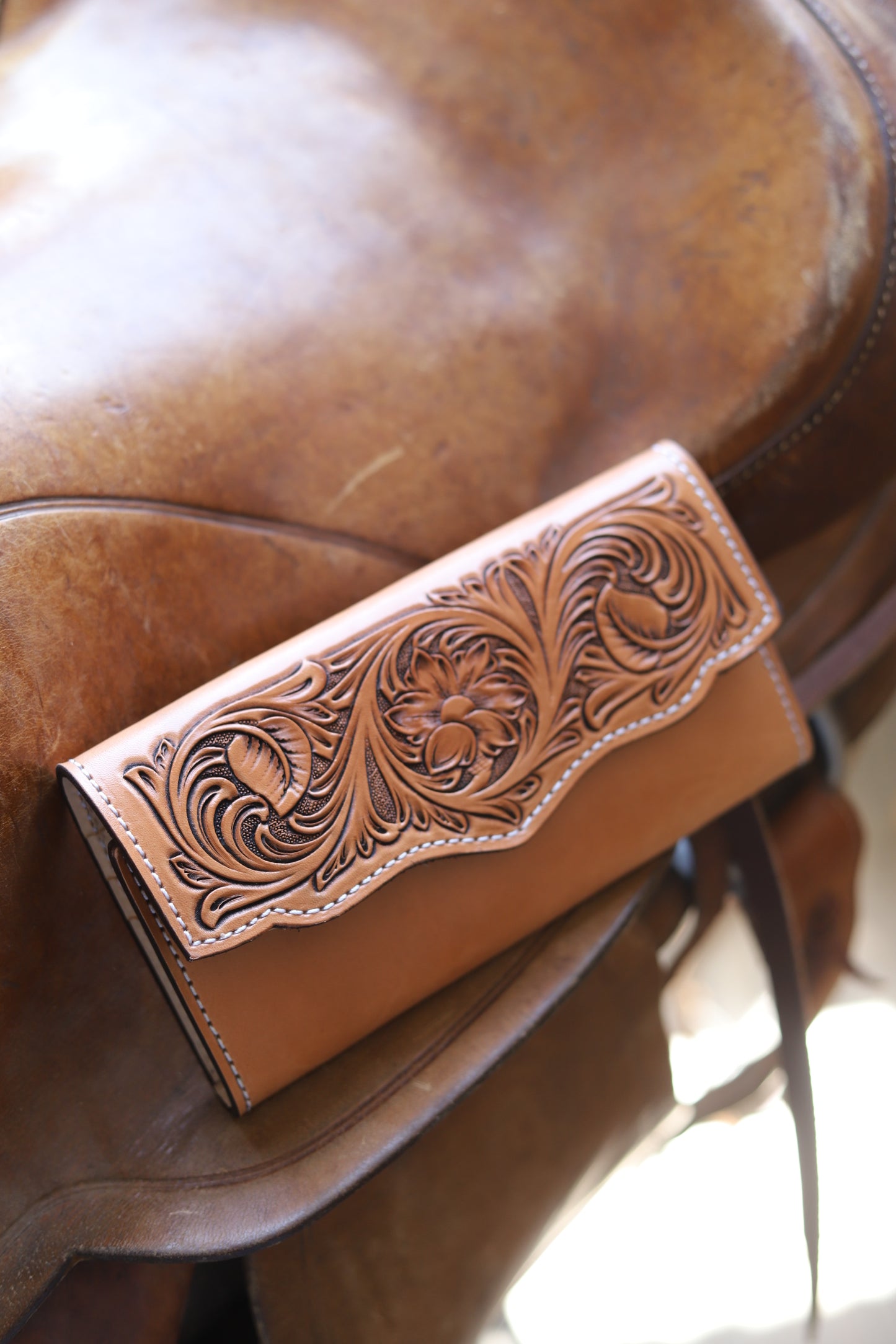 Light The Way-Tooled Clutch